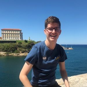 Meet your Posher, Frederic